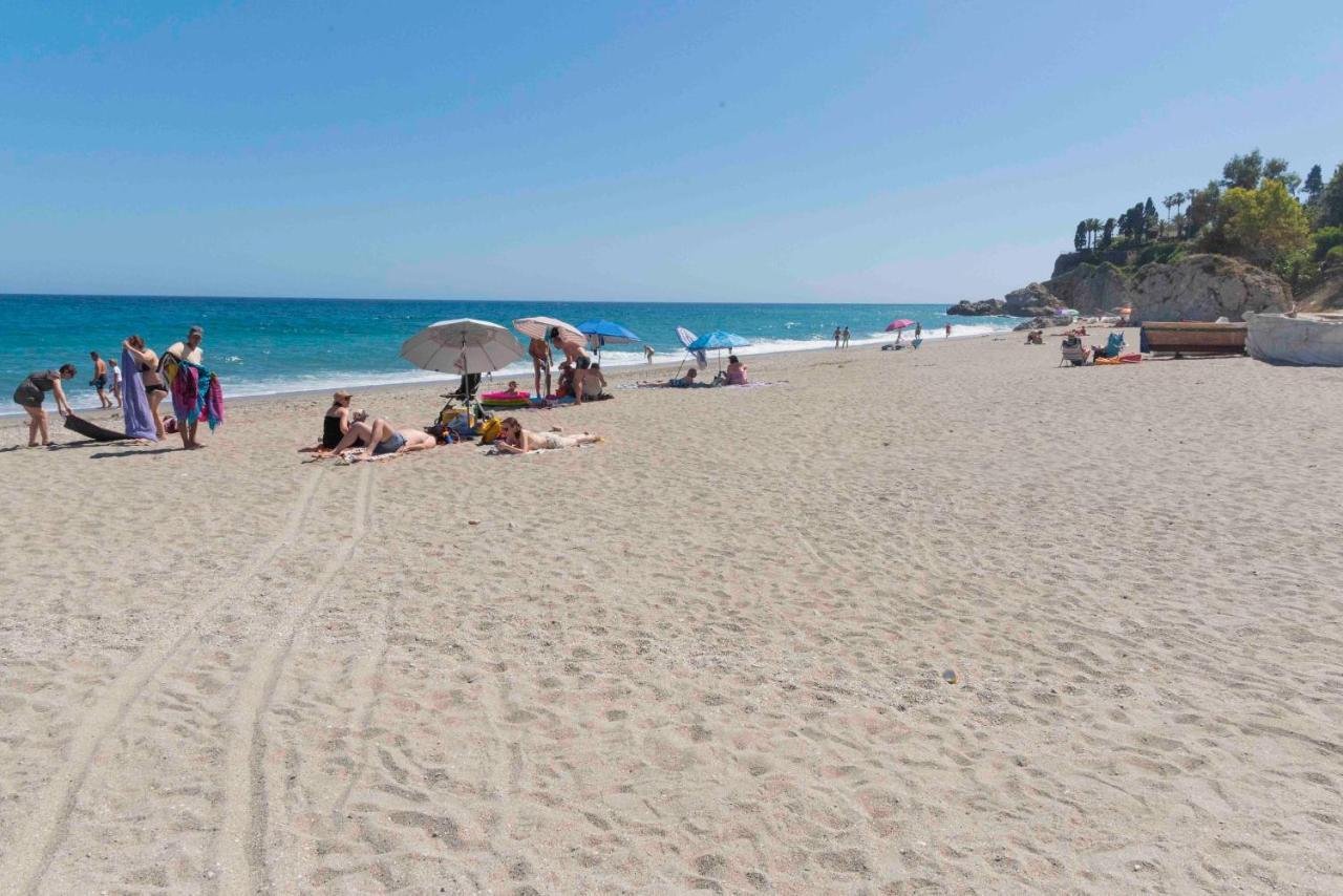 Burriana Beach Apartment Nerja Exterior photo
